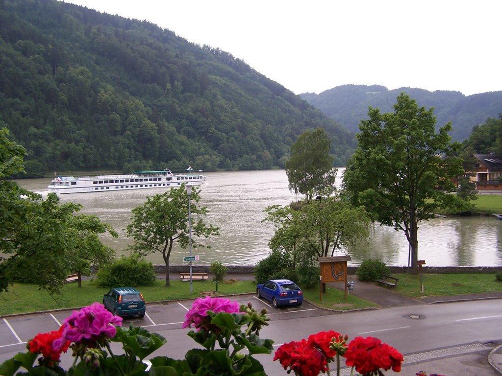 Fischgasthof Aumueller Obermuhl ภายนอก รูปภาพ